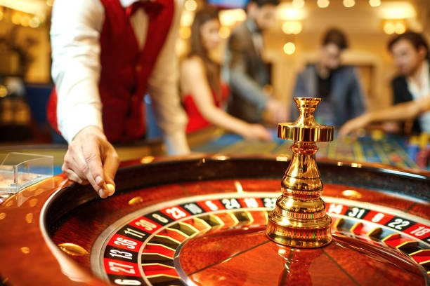 iciboss app showing blackjack table and Dragon Tiger live dealer games